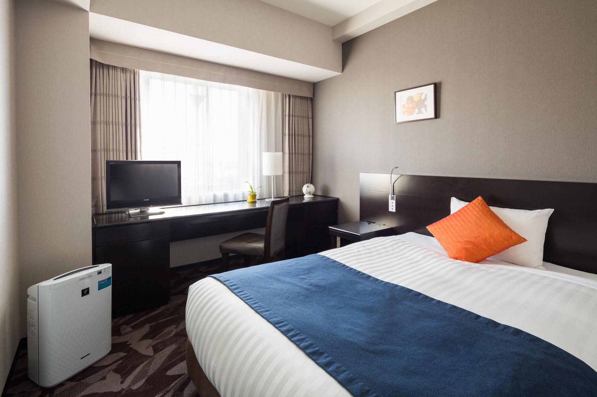 Jr-East Hotel Mets Tachikawa Zewnętrze zdjęcie